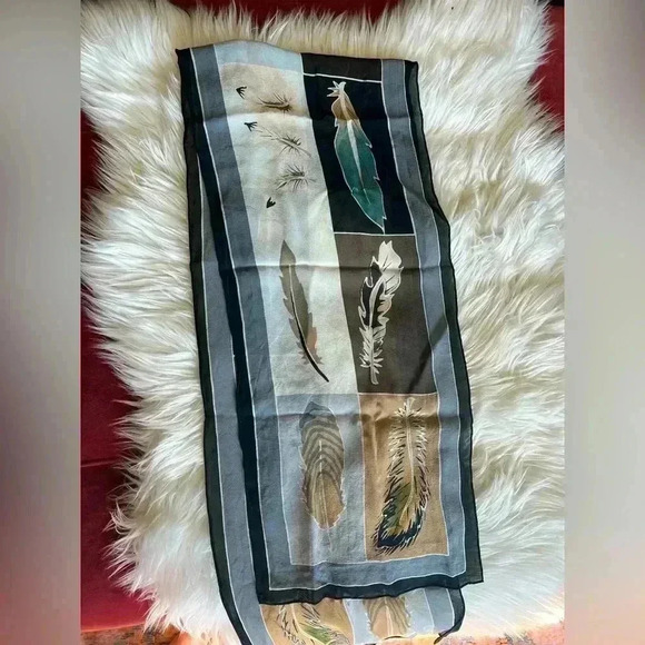 Vintage Feather Print Scarf Wrap - Boho Style - 50” Long - Picture 1 of 6
